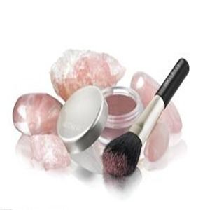 佳達化妝品 產品視覺與店鋪裝修的藝術