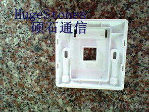 選擇三口光纖信息面板的關(guān)鍵要素與廠(chǎng)家推薦指南